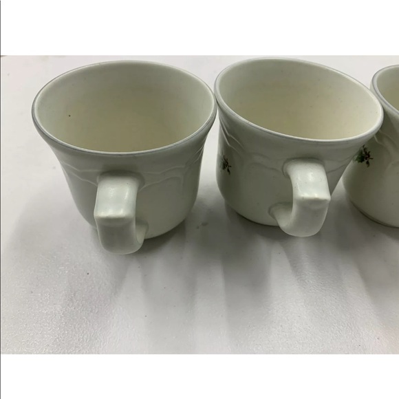 Pfaltzgraff Christmas Heirloom Holly Mistletoe Coffee Mugs - Picture 7 of 8